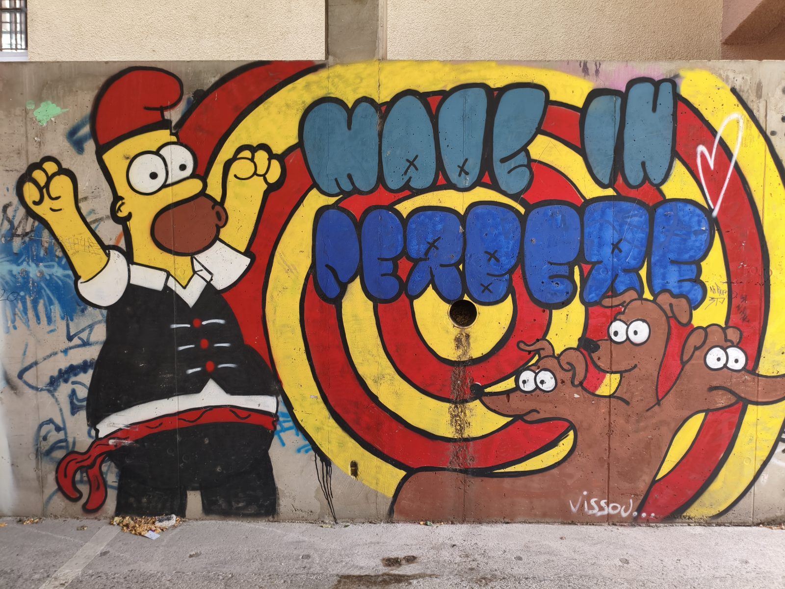 Graffiti d'un personnage des Simpson dans le tunnel de Cerbère
